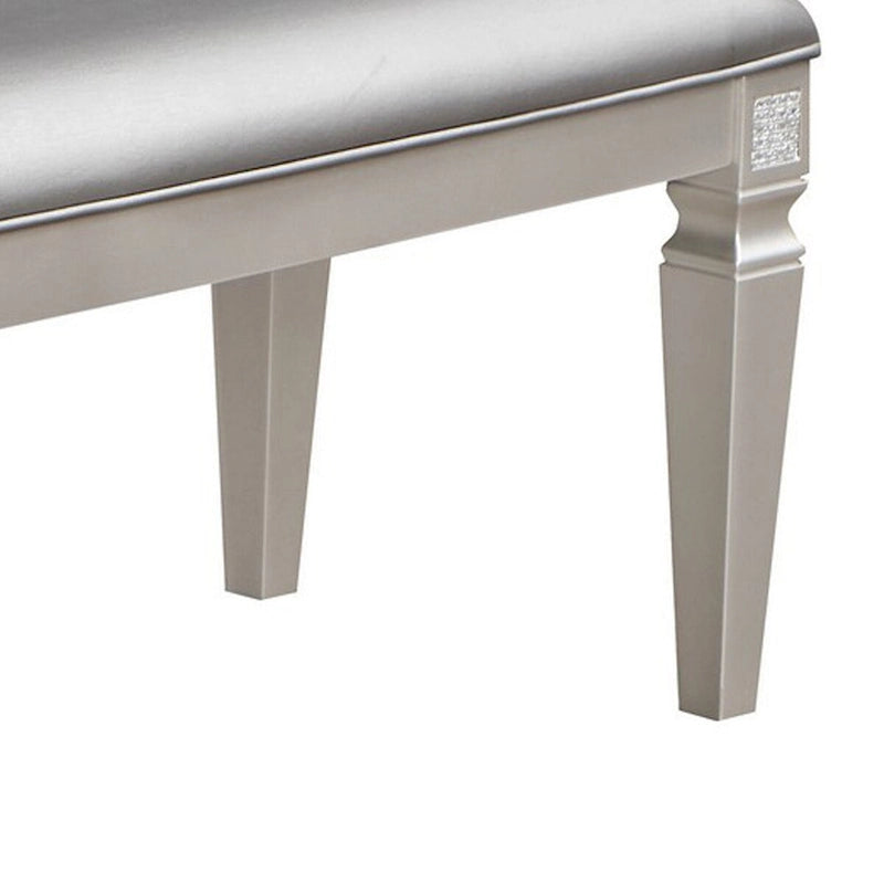 Chaise de salle à manger de 152 cm, en similicuir gris argenté brillant, structure en bois